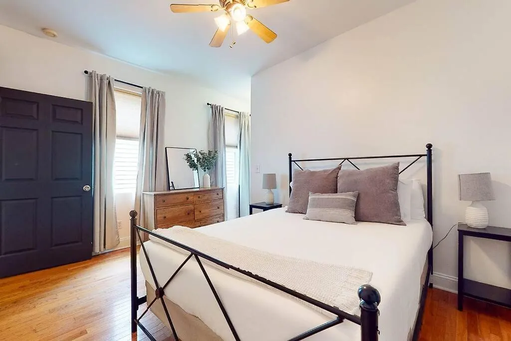 Holiday home Private Home-Backyard-Parking Near Nulu Downtown Louisville