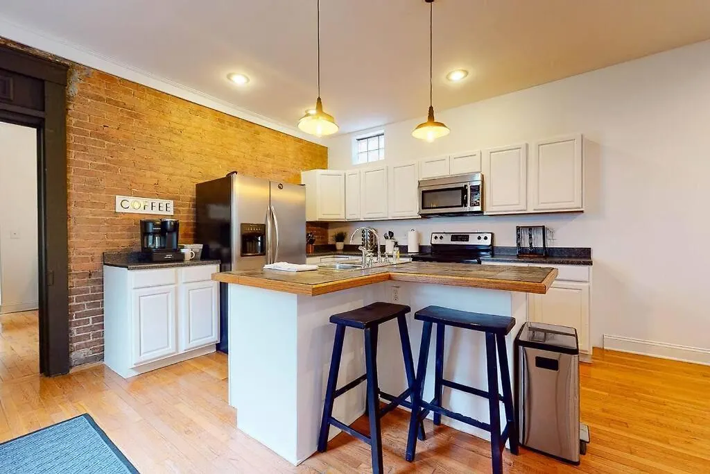Holiday home Private Home-Backyard-Parking Near Nulu Downtown Louisville