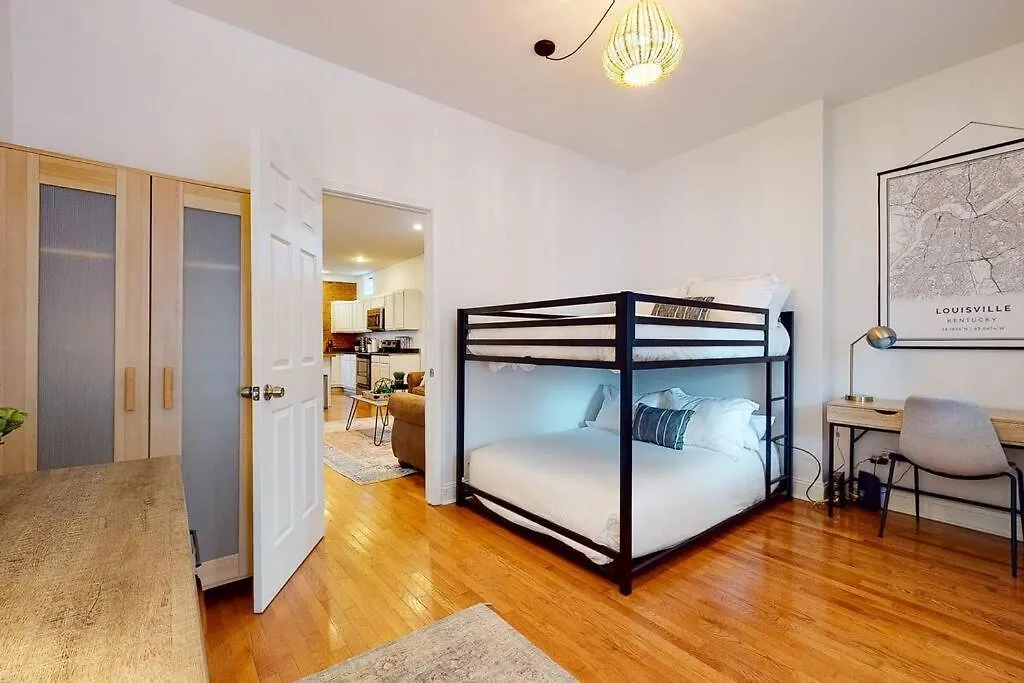 Holiday home Private Home-Backyard-Parking Near Nulu Downtown Louisville United States